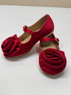 Janie And Jack Toddler Girls Red Round Toe Satin Rose Buckle Closure Flats 9